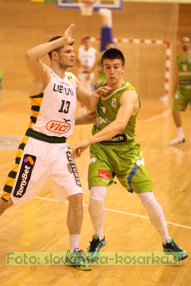 Slovenija U20 - Litva B (22.6.2014) - foto povečava