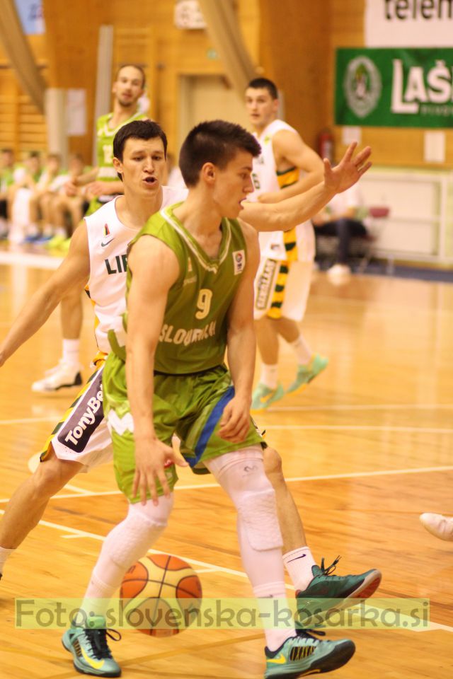 Slovenija U20 - Litva B (22.6.2014) - foto povečava