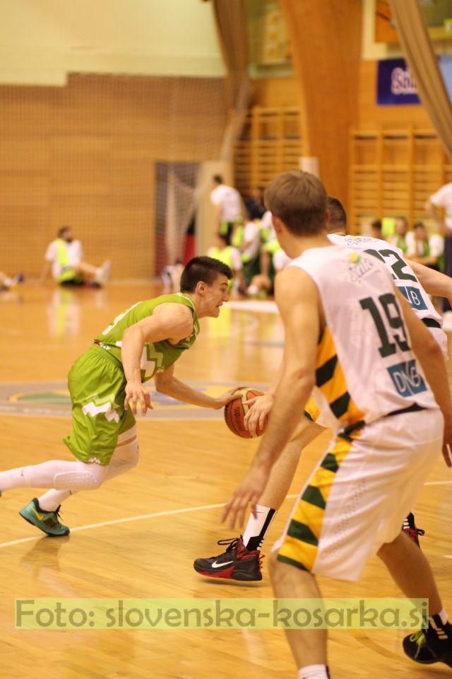 Slovenija U20 - Litva B (22.6.2014) - foto povečava