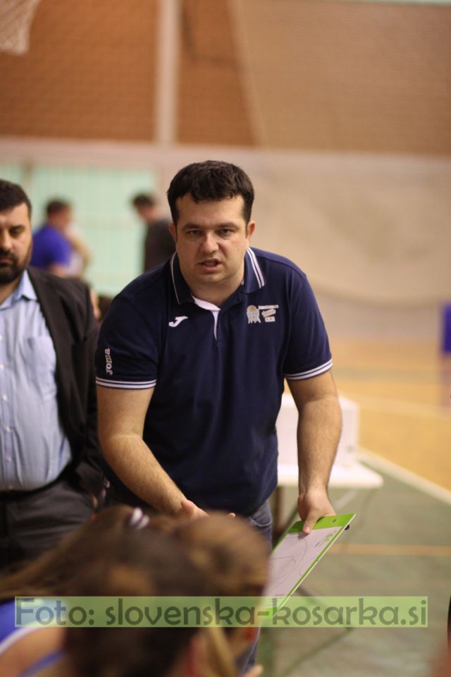 ŽKK Triglav - ŽKK Athlete Celje (6.12.2014) - foto povečava
