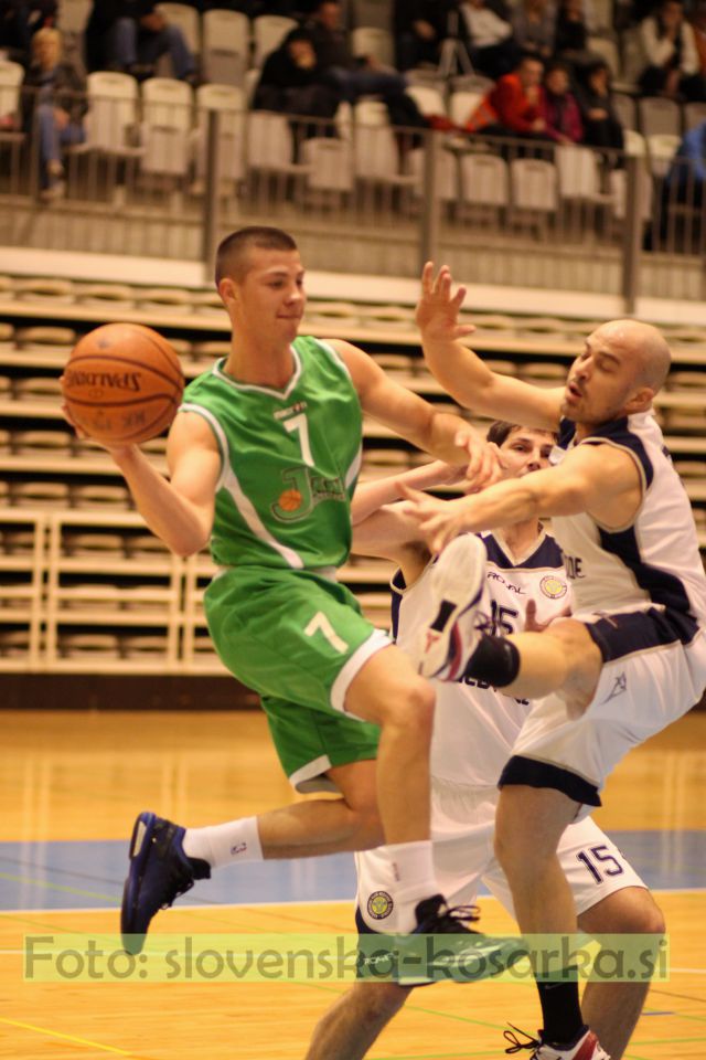 Košarka: Medvode - Janče (21.3.2015) - foto povečava