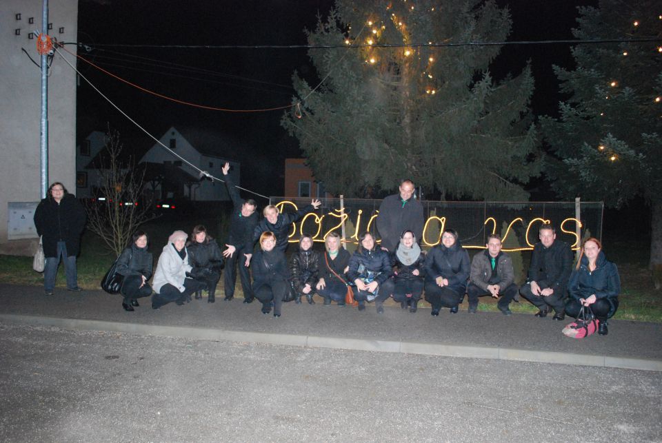 Novoletni bazar v Banovcih, 6.1.2013 - foto povečava