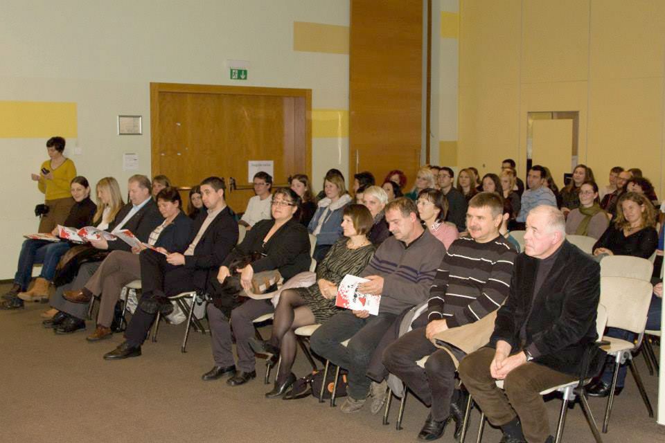 Slovesnost ob 10. obletnici ro-ja v sloveniji - foto povečava