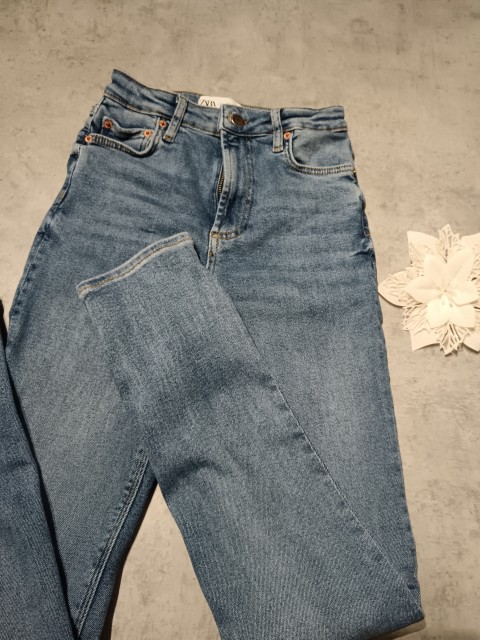 Zara jeans  - foto