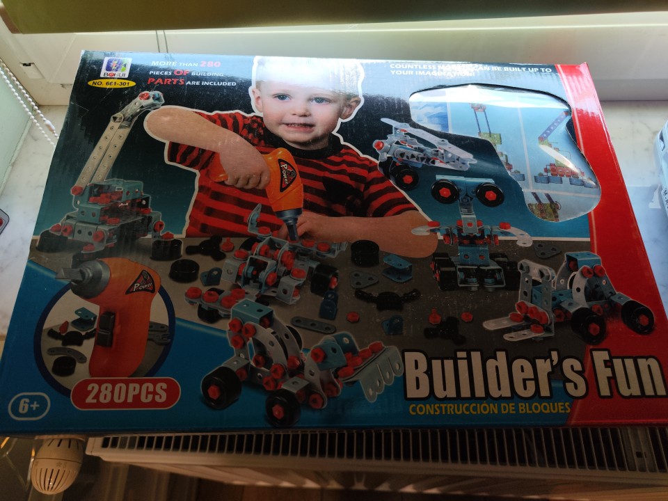 Igrača za fantke - foto povečava