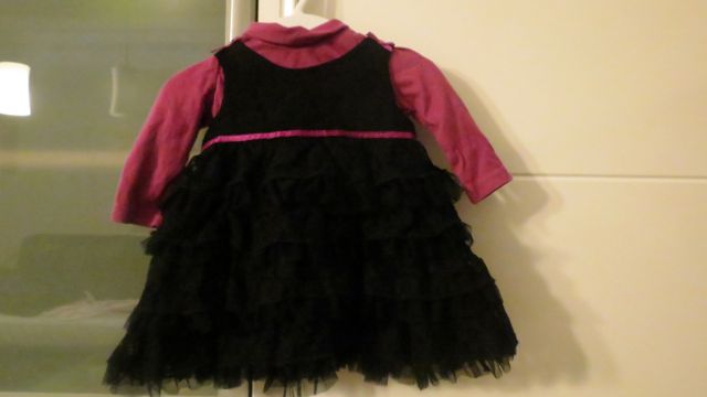 Črno vijolična oblekca z majčko
