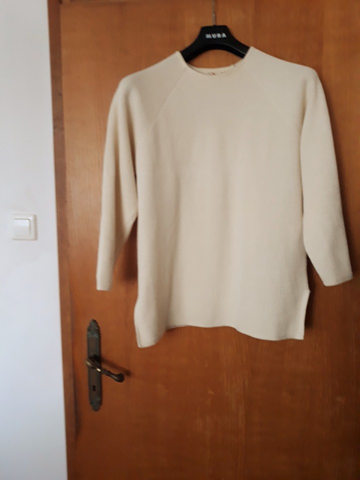 Majica, št. 42/44 - foto povečava