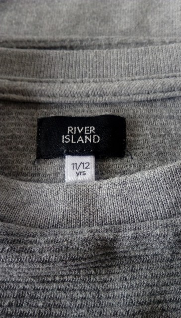 * orig. pulover 10€
