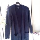 * 'kosmata', temno modra mohair jopica 10€