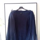 * 'kosmata', temno modra mohair jopica 10€
