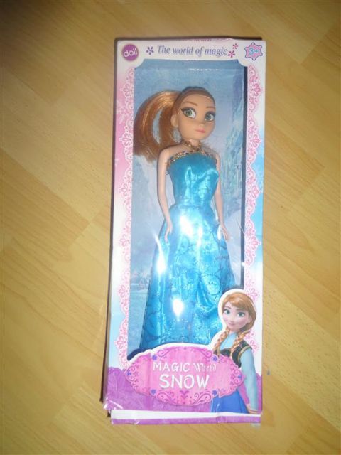 Punčka Frozen