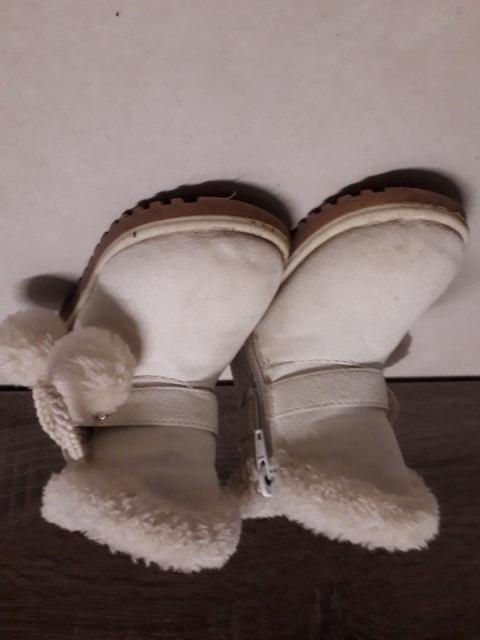 Zimski škornji za punčko - foto