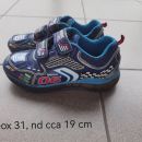 Geox 31 z luckami