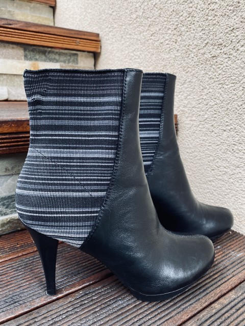 USNJENI ŠKORNJI UNITED NUDE Št.37 - foto