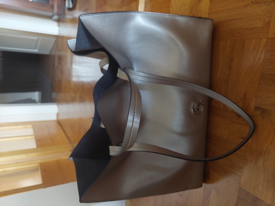 Nova srebrna torbica Comma - foto povečava