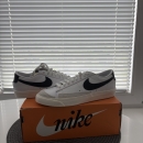 Prodam nove Nike Sportswear Nizke superge ‘Blazer 77’