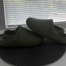 Prodam orginal nike calm clogs