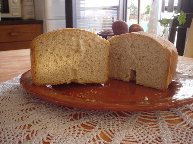 kruh iz moke 850 in polnovredne