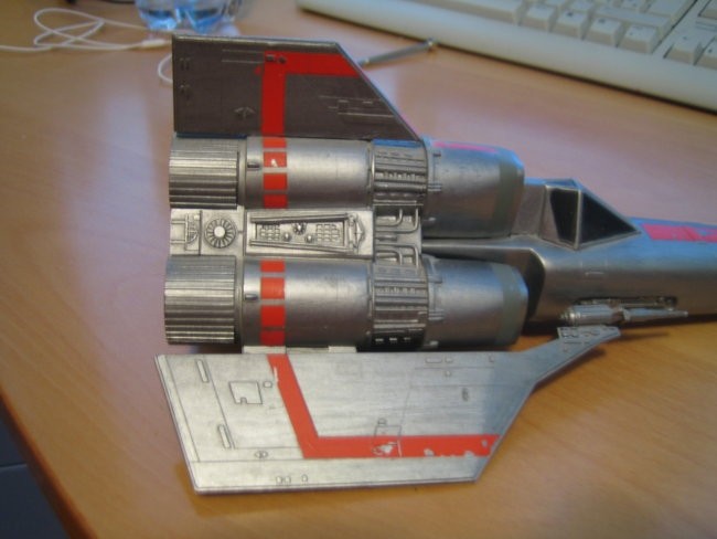 Viper iz serije Battlestar Galactica  (revell - foto povečava