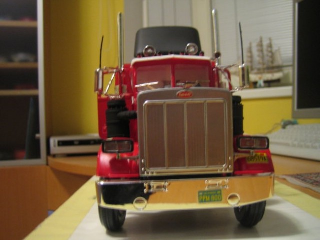 Revell prestige car transporter - foto