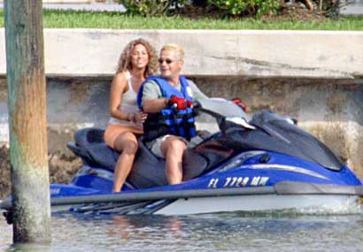 Shakira&sanz - foto povečava