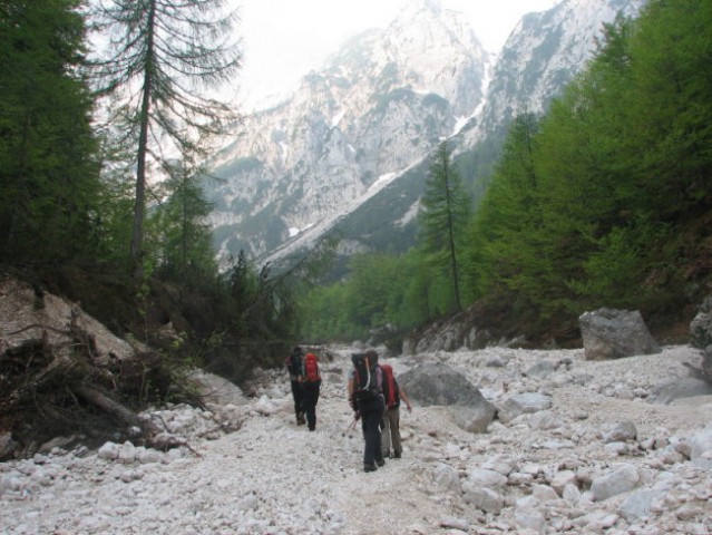 Jugova grapa-Dovški križ-Amfiteater - foto