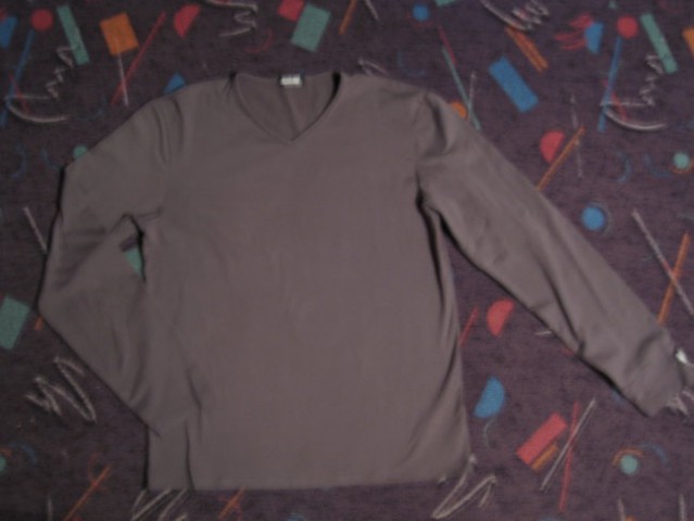 Killer loop majica z dolgimi rokavi, rahel v izrez, prijetna na kožo, velikost M, cena 200
