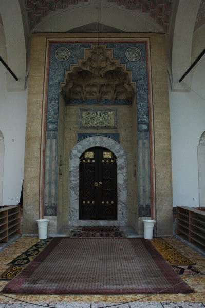 Vrata v  Gazi Husrev-begova džamijo,