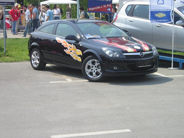 Avto show ptuj 06.05.2006 - foto povečava