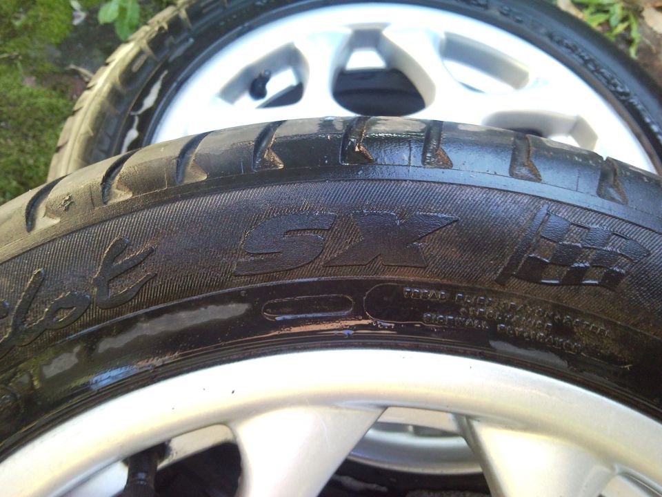 Gume+fetlne - foto povečava