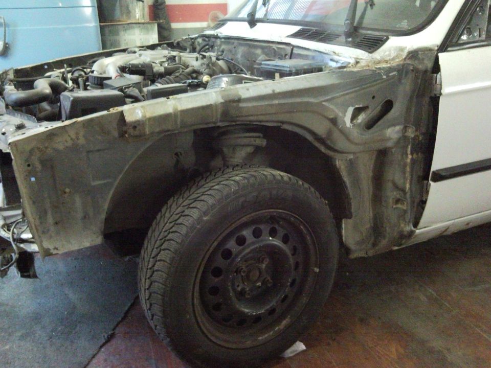 E30 - foto povečava