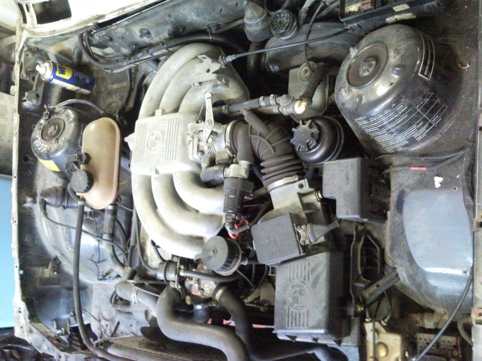 E30 - foto povečava