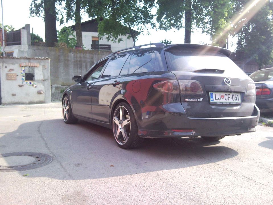 šestica - foto povečava