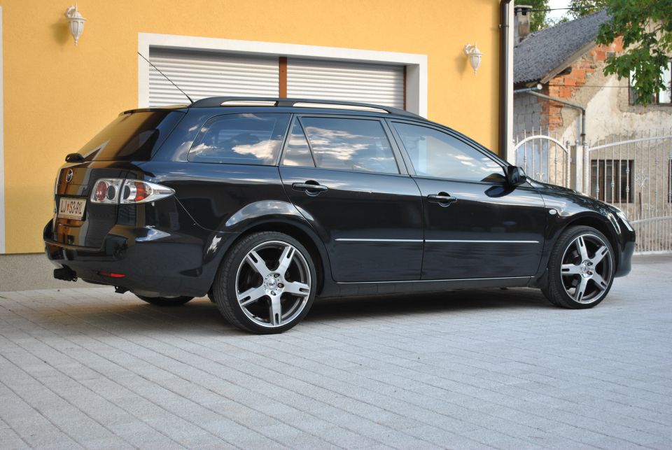 šestica - foto povečava