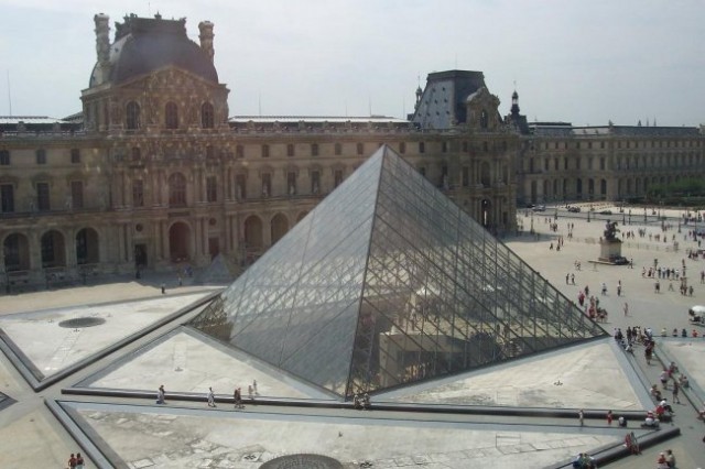 Louvre - foto