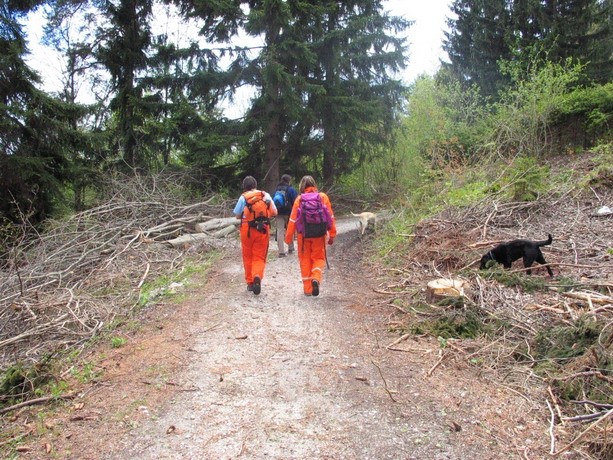 Vaja Enot reševalnih psov v Tržiču, maj 2005 - foto