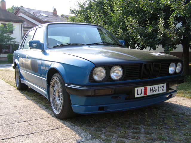 Laguna seca blue BMW E30