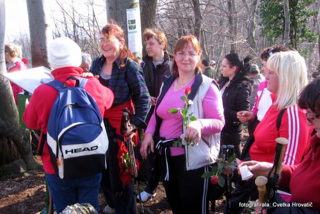 100 žensk na Žusem PD Žusem, 12.03.2011 - foto