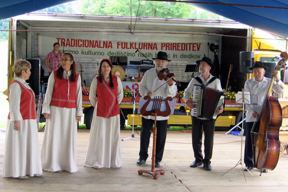 15. folklorna prireditev 23. jul. 2011 - foto povečava