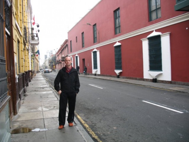 Back street in Lima