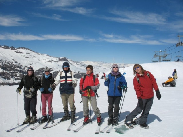 Skiing with my friends in Valle Nevado