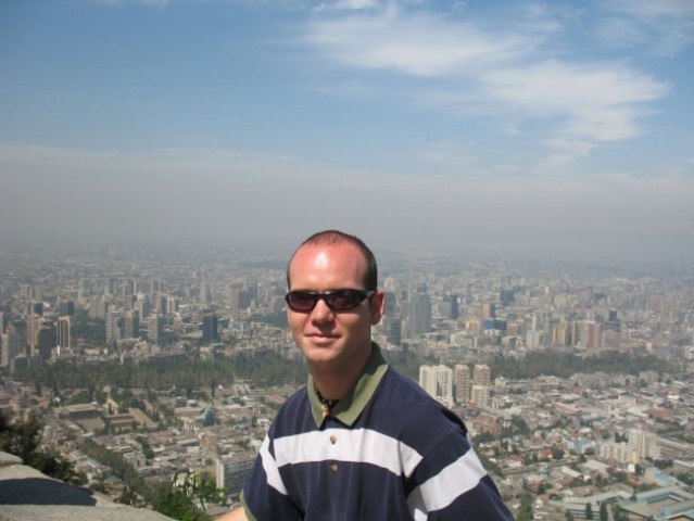 Panoramic view over the whole Santiago behind me