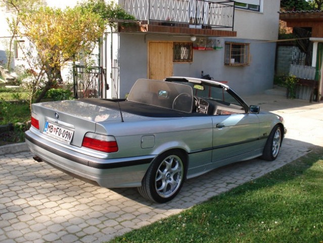 Bmw320i cabrio - foto