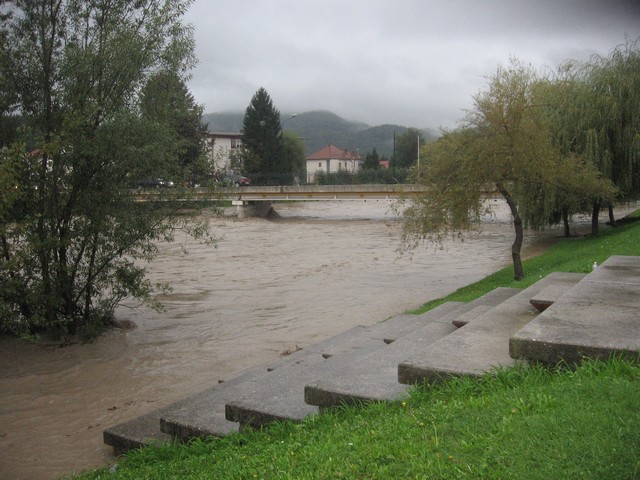 Poplave 18 09 2007 Šk.Loka-Medvode - foto povečava