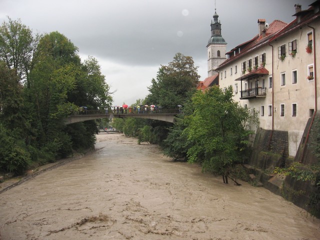 Poplave 18 09 2007 Šk.Loka-Medvode - foto