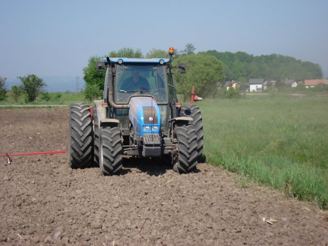 Landini - foto povečava