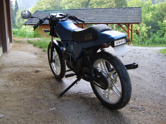 Moped - foto povečava