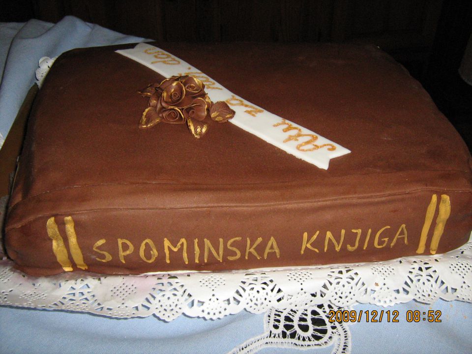 torta spominska knjiga