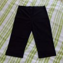 črne elastične 3/4 hlače, vel.38, cena: 6€