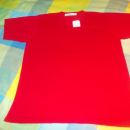 nova rdeča majica, vel.44, cena 6€